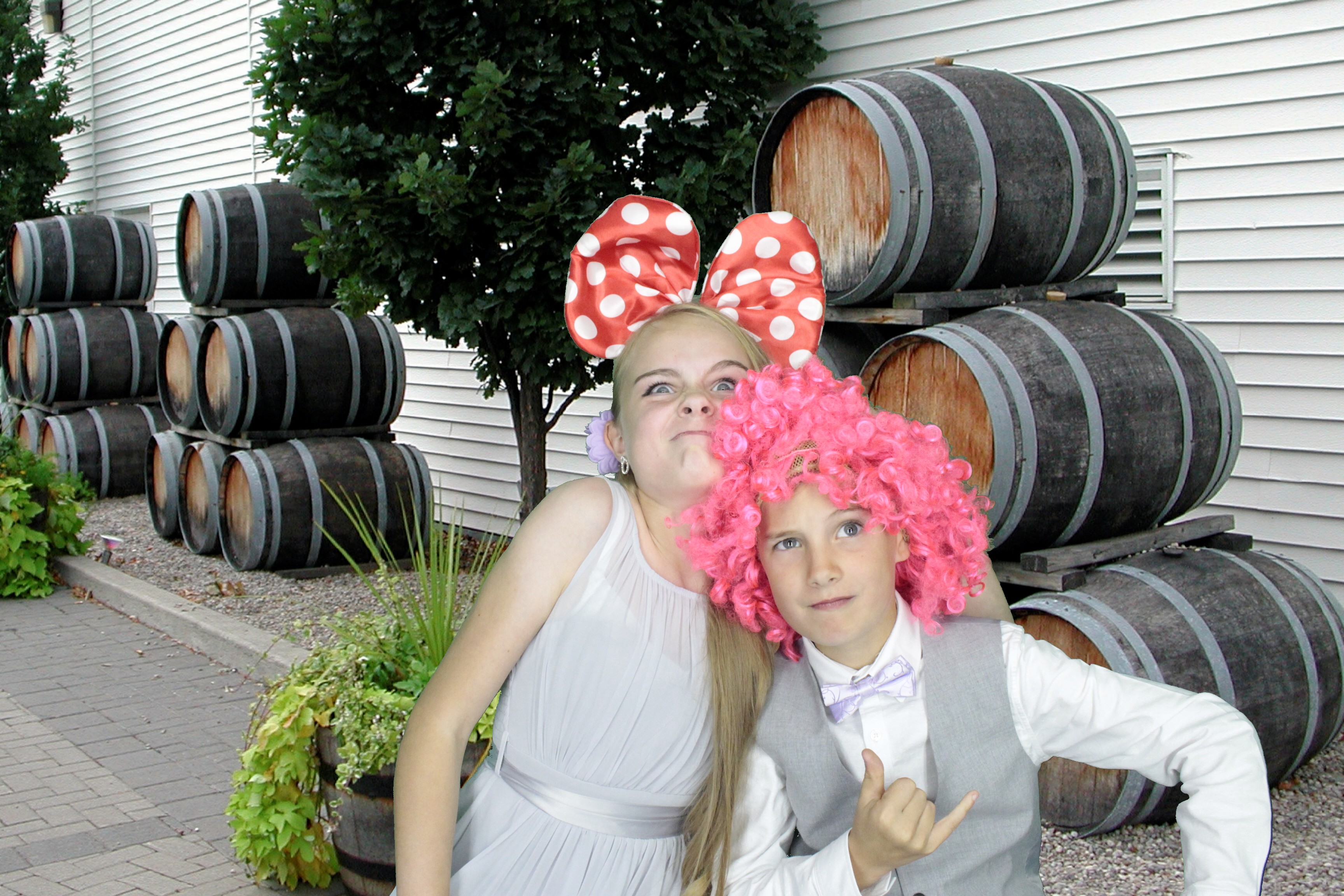 Katie and Jons Wedding | View more photos from the event at gallery.myphotoboothexperience.co.uk/u/MyPhotoBoothExperienceLtd/Katie-and-Jons-Wedding